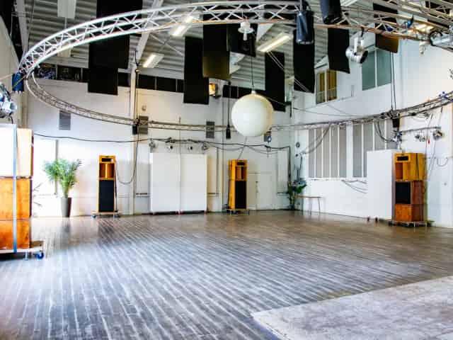 Main Hall – With Bar Access