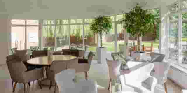 Whiting Suite