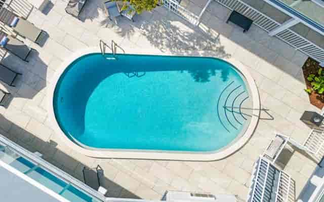 Pool Deck Pavilion at Fort Lauderdale Marriott North, ideal for corporate event and cocktail reception.