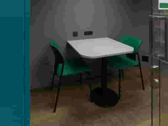 John Harvard Library Meeting Pod