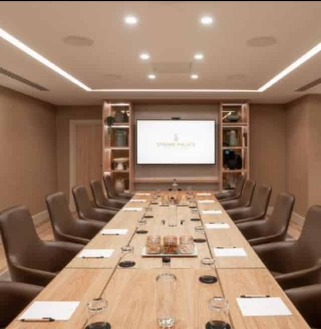 The Thames Boardroom