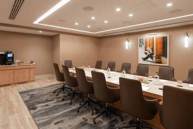 The Thames Boardroom