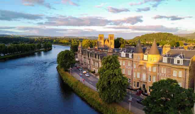 Ness Suite riverside venue for boutique corporate retreats and incentive travel.