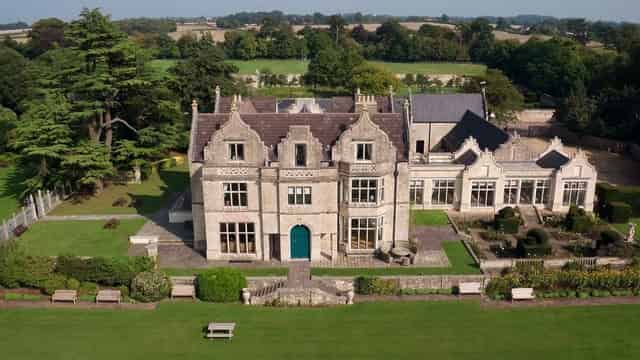 Manor House