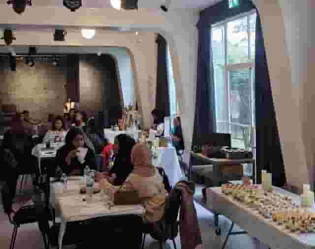 Cafe / Kitchen / Bar
