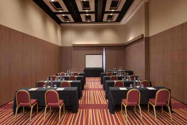 Classroom-style Carrington Suite meeting room for corporate training and workshops.
