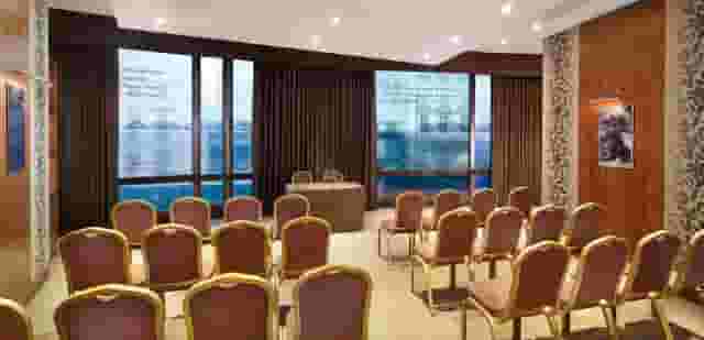 Venture Room