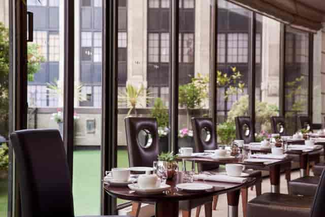 Trianon breakout room, Park Tower Knightsbridge: bright, flexible space for executive meetings.