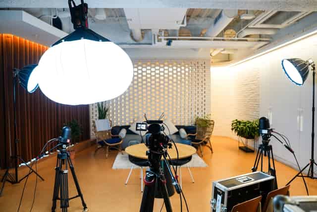 Studio 9