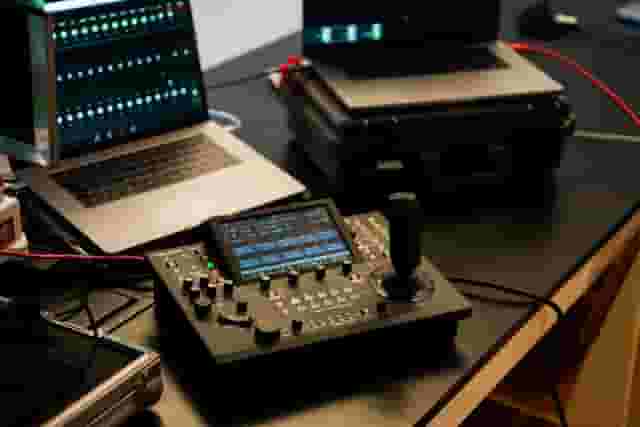 Studio 9