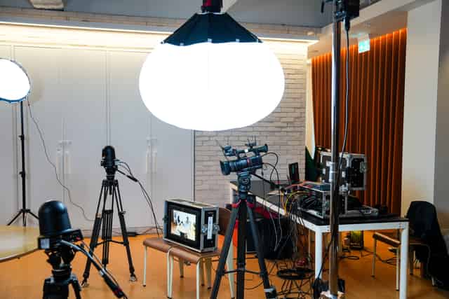 Studio 9
