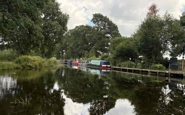 Canalside Terrace, Skew: Scenic venue for corporate retreats and team-building events.