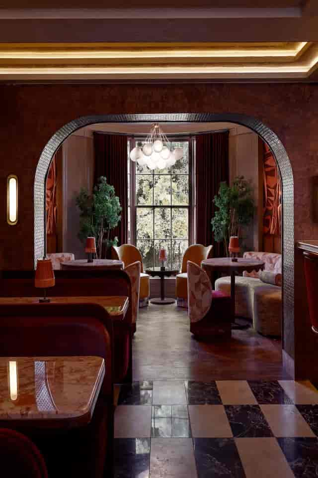 Enkai No.14 luxury lounge for high-stakes networking and VIP business events.