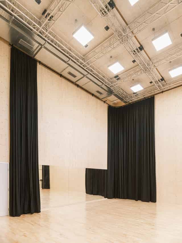 Studio - Dance