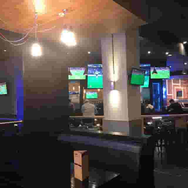 Shark Club Gastro Bar