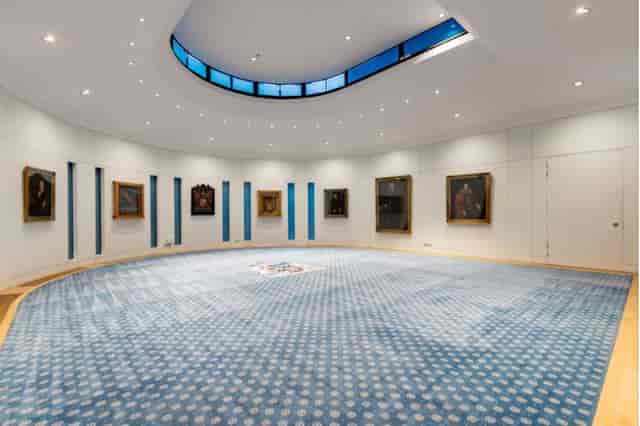 Circular Court Room at Haberdashers' Hall for VIP roundtable and board meeting events.