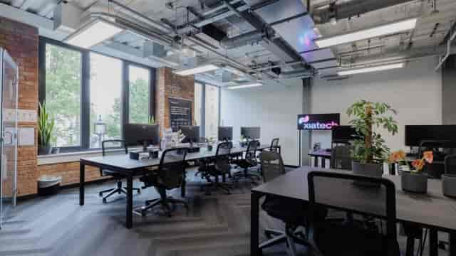 Modern office rental for small group workshops and collaborative team meetings.