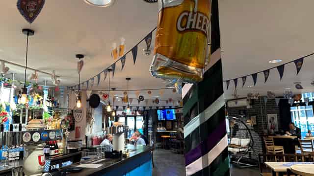 Front Bar