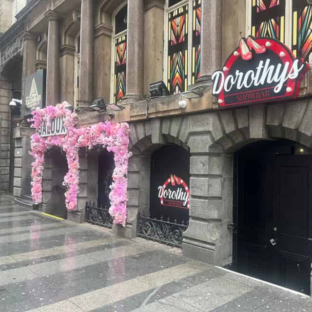 Pink Party Room