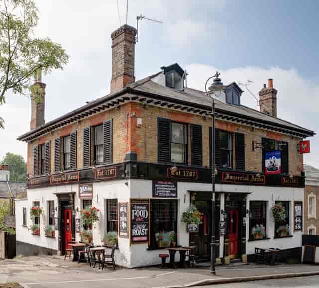 Heritage-style Bistro pub in Chislehurst for networking events and team lunches.