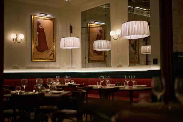 CQ French Brasserie - image 3
