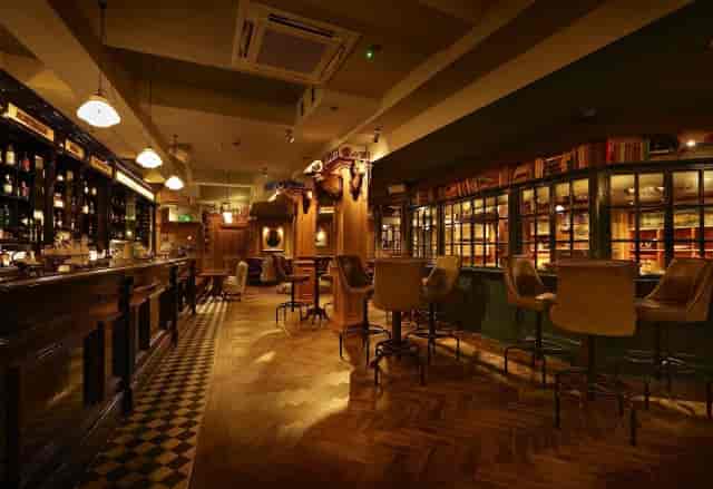 Mr Fogg’s Games Parlour: elegant atmospheric venue for networking receptions and private events.
