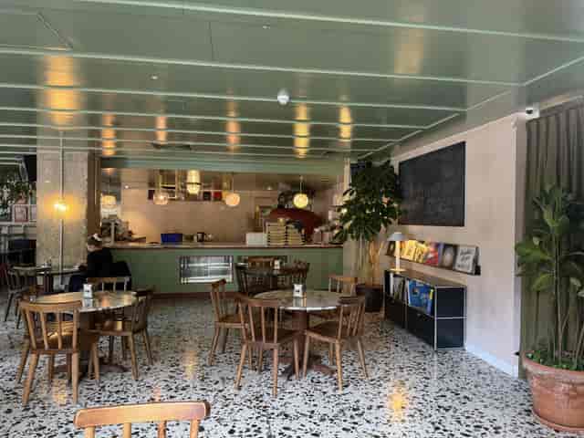 The Parlour at The White Horse: intimate breakout space for team networking mixers.