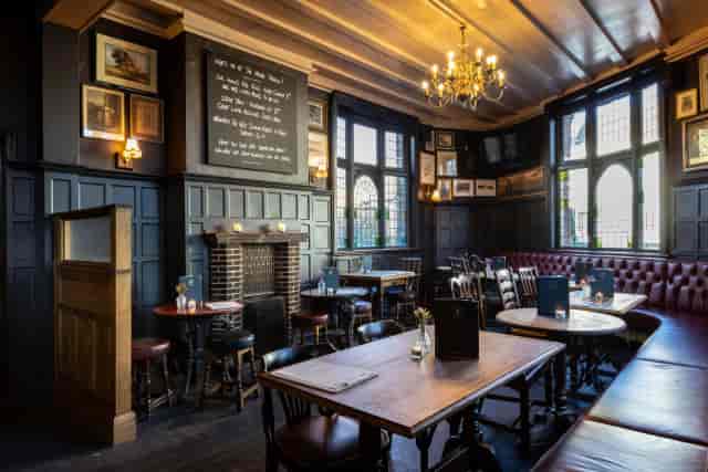 Traditional pub conservatory at The White Horse for team offsite and networking event venue.