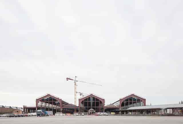 Industrial Gare Maritime food market, a versatile blank canvas for corporate and experiential events.