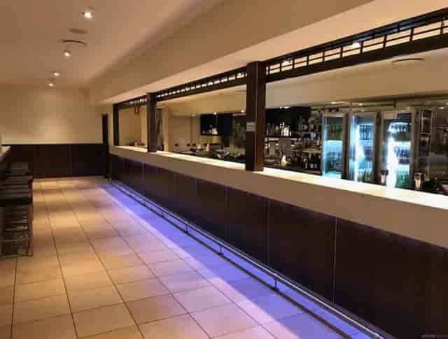 Oriana Room hotel bar, a versatile space for corporate events and evening networking receptions.