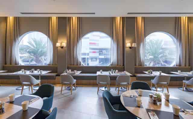 The Deck Hilton Surfers Paradise: bright corporate breakfast venue and event space.
