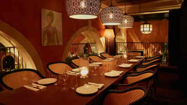 Private dining room, boardroom table, luxury event space for executive meetings and VIP networking.