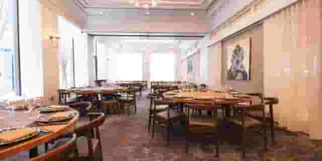 Salon North