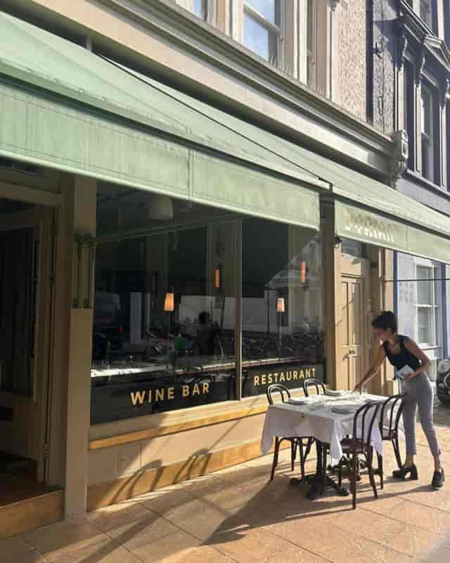 Intimate Notting Hill venue with al fresco seating, perfect for upscale private dinner events.
