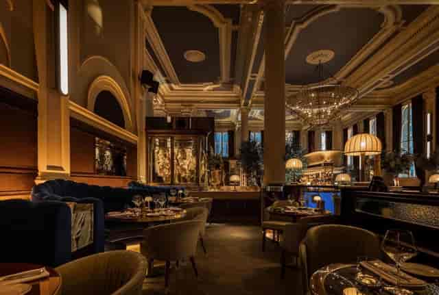 Edward Walters Suite: Luxurious private venue for VIP dinners and networking events.