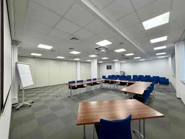 Swire Seminar Room, U-shaped layout for professional workshops and corporate training sessions.