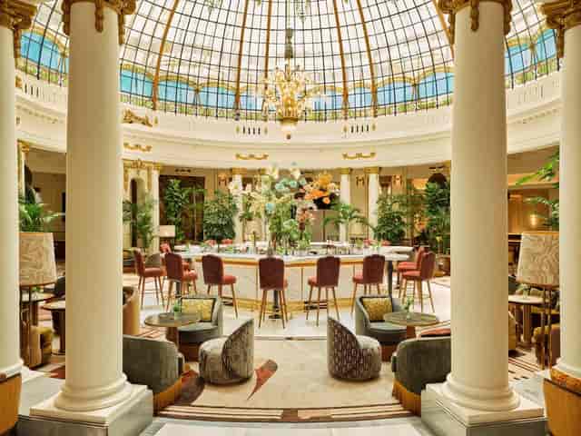 Somo rotunda at Hotel Sardinero Madrid for upscale welcome reception and networking cocktail hour.