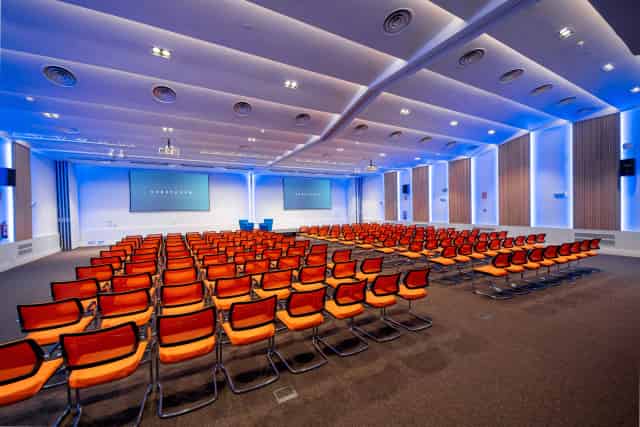 Plaza Oriente Room