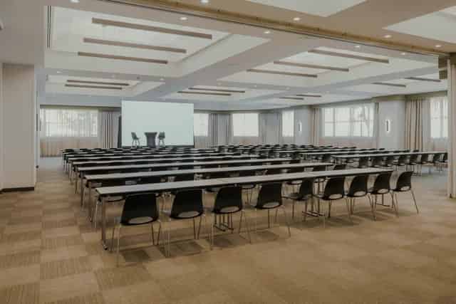 Plaza Oriente Room