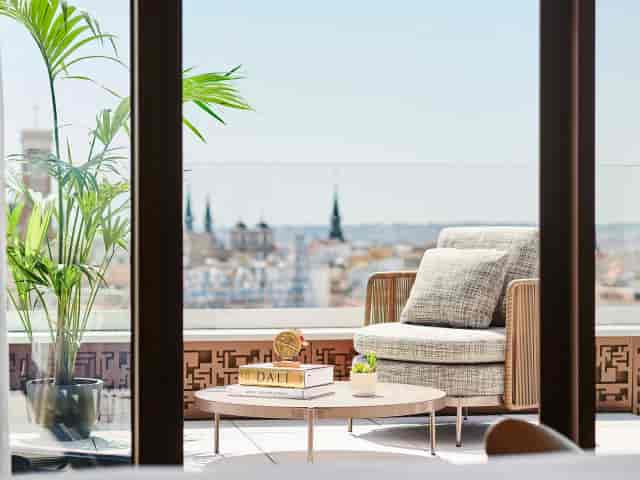 VIP lounge terrace at Hotel Sardinero Madrid for executive networking and corporate events.