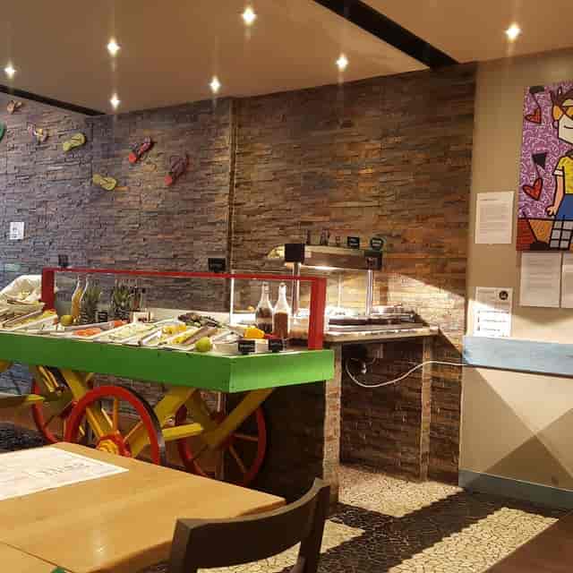 Preto Queensway rustic buffet wagon for private dining and corporate event catering.