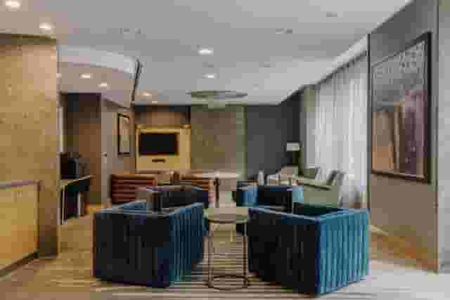 Sonesta Work Suite