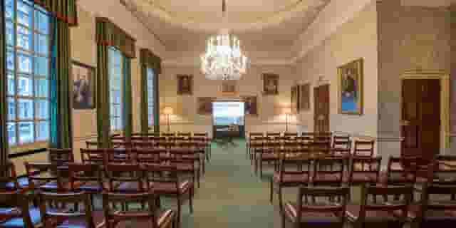 Queen's Tower Rooms