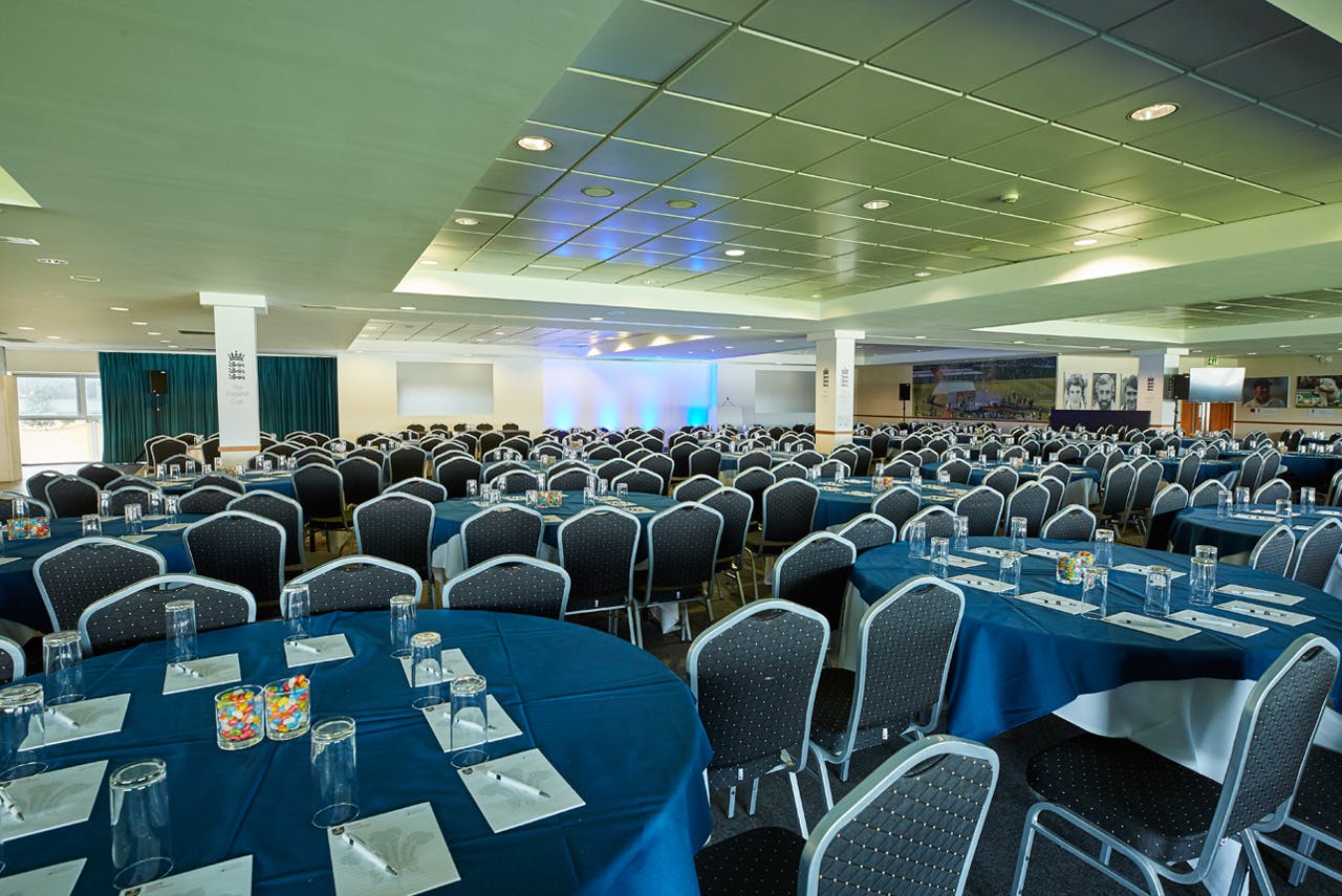 Kia Oval - England Room image 1