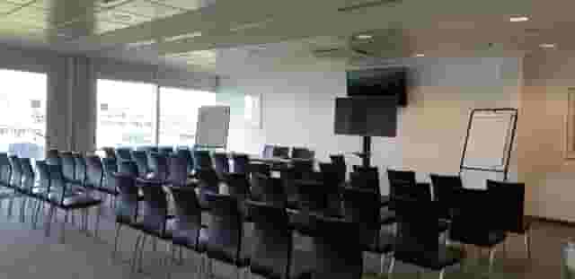 Double Executive Box