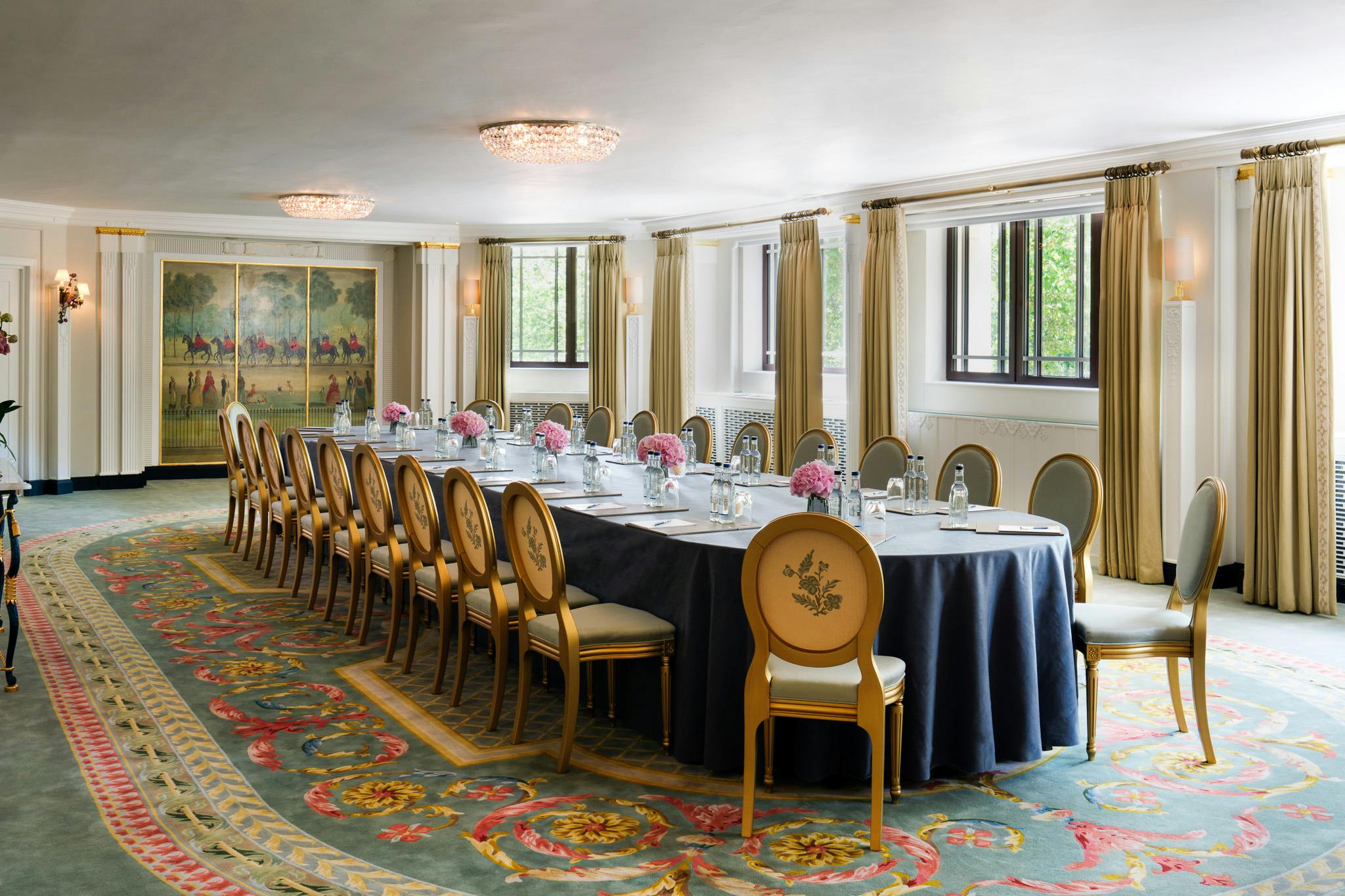 Park Suite meeting room at The Dorchester with elegant table, ideal for corporate events.