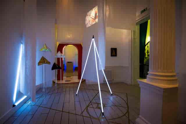 Creative event space with modern lighting at 41 Portland Place for innovative meetings.