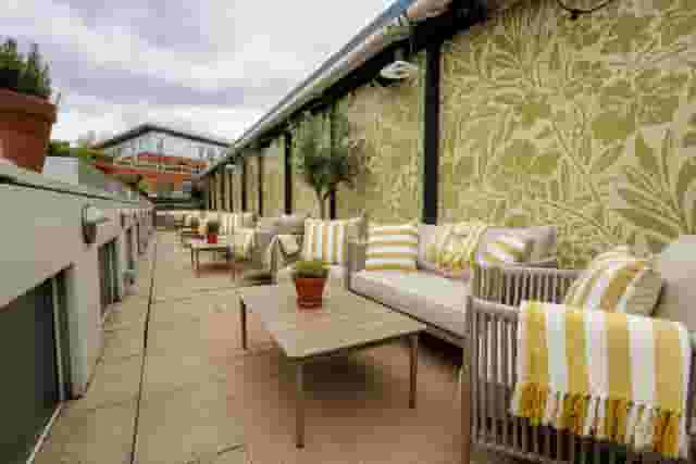 Outdoor roof terrace