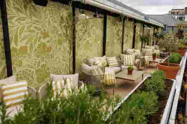 Outdoor roof terrace