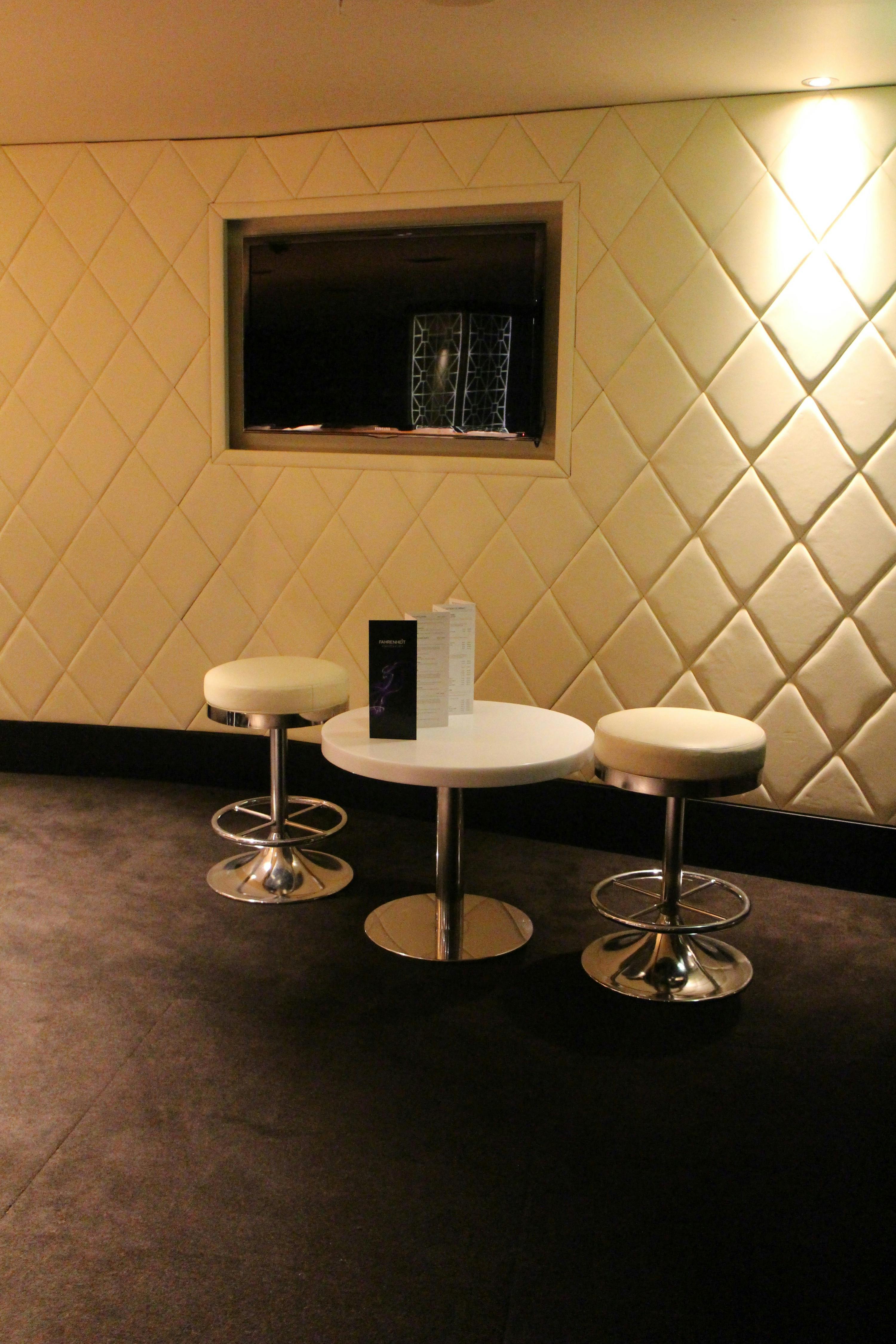 Stylish lounge at Balcony Bar, Genting Club Manchester for networking events and meetings.